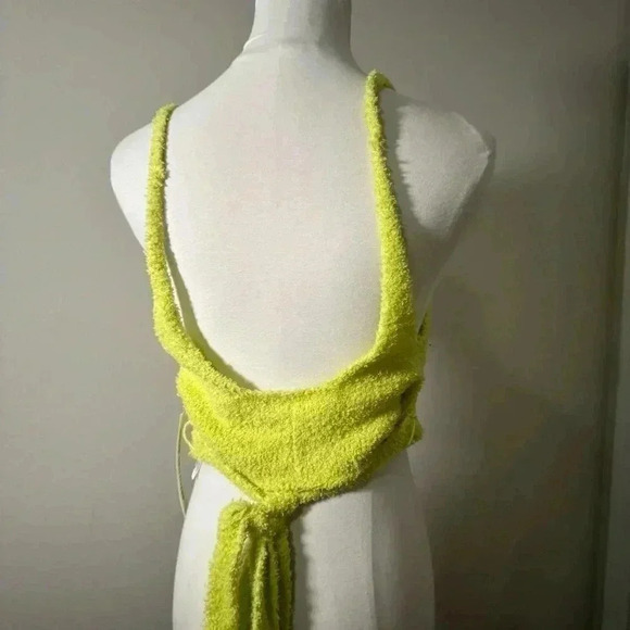 NWT URBAN OUTFITTERS CHARTRUESE TIE UP FUZZY TOP M - Picture 6 of 7